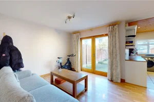 18 Charnwood Grove, Clonsilla, Dublin - 13