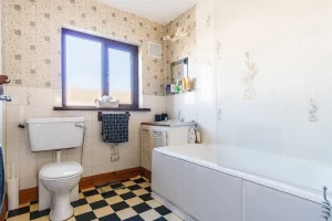 https- lwk.ie property-for-sale 35-carndonagh-drive-donaghmede-dublin-13 - 26